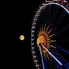 Der Vollmond will auch Riesenrad fahren:-)