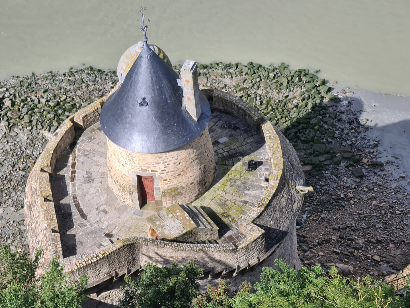 Der Vorturm von Mont Saint Michel