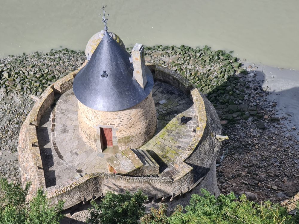 Der Vorturm von Mont Saint Michel