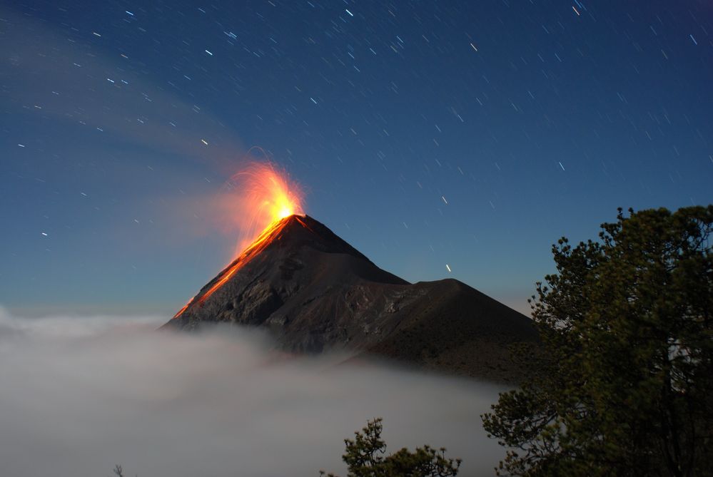Der Vulkan Fuego Foto & Bild world, nacht, nachtaufnahme Bilder auf