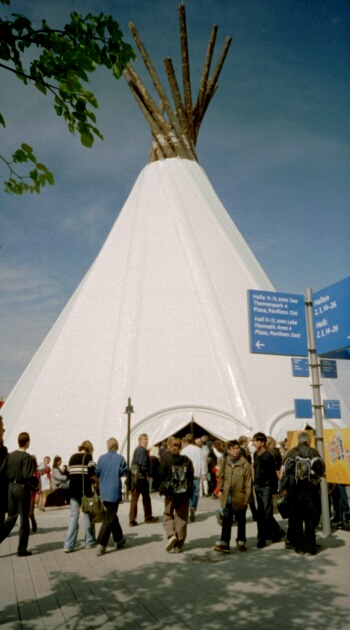 Der Wahrscheinlich größte Tipi der Welt