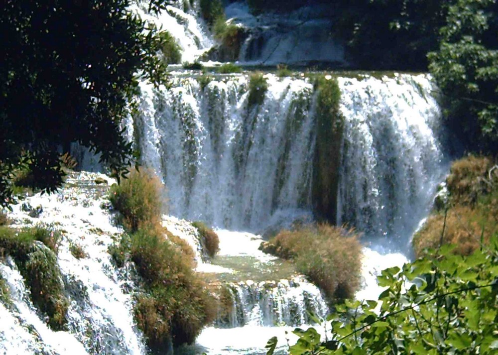 Der Wasserfall - da wo Tarzen baden kann von LarsWeber