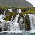 Der Wasserfall Kirkjufellsfoss im Westen von Island