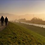 Der Weg am Fluss