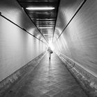 Der Weg durch den Tunnel