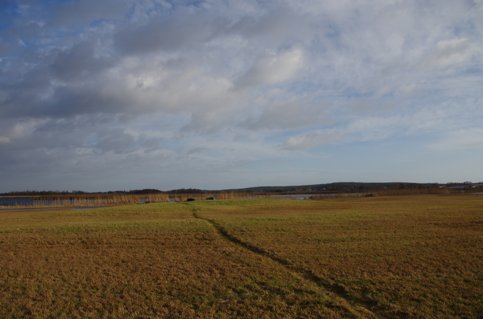 Der Weg. Er scheint endlos lang, dennoch so nah.