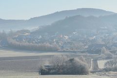 der Weg ins Dorf