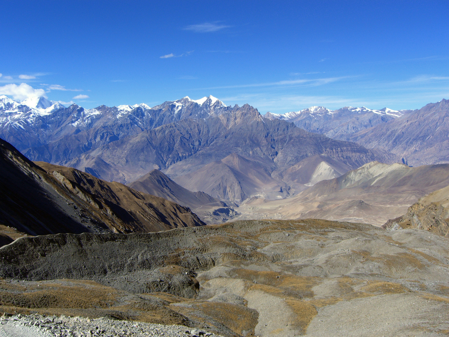 Der Weg ist noch weit - Abstieg vom Thorong La nach Muktinath