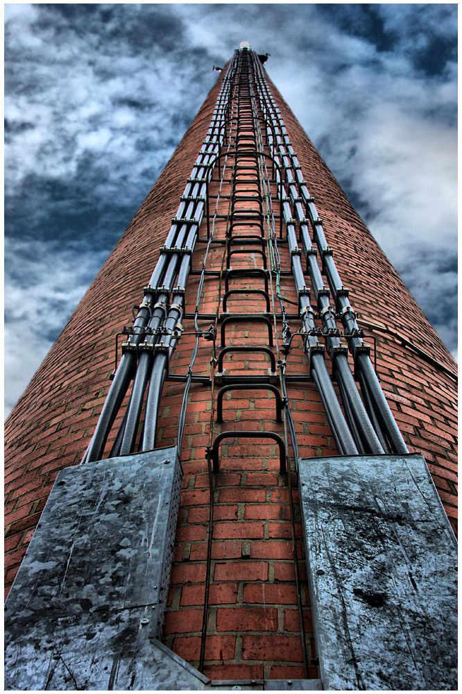 Der Weg zu den Wolken HDR