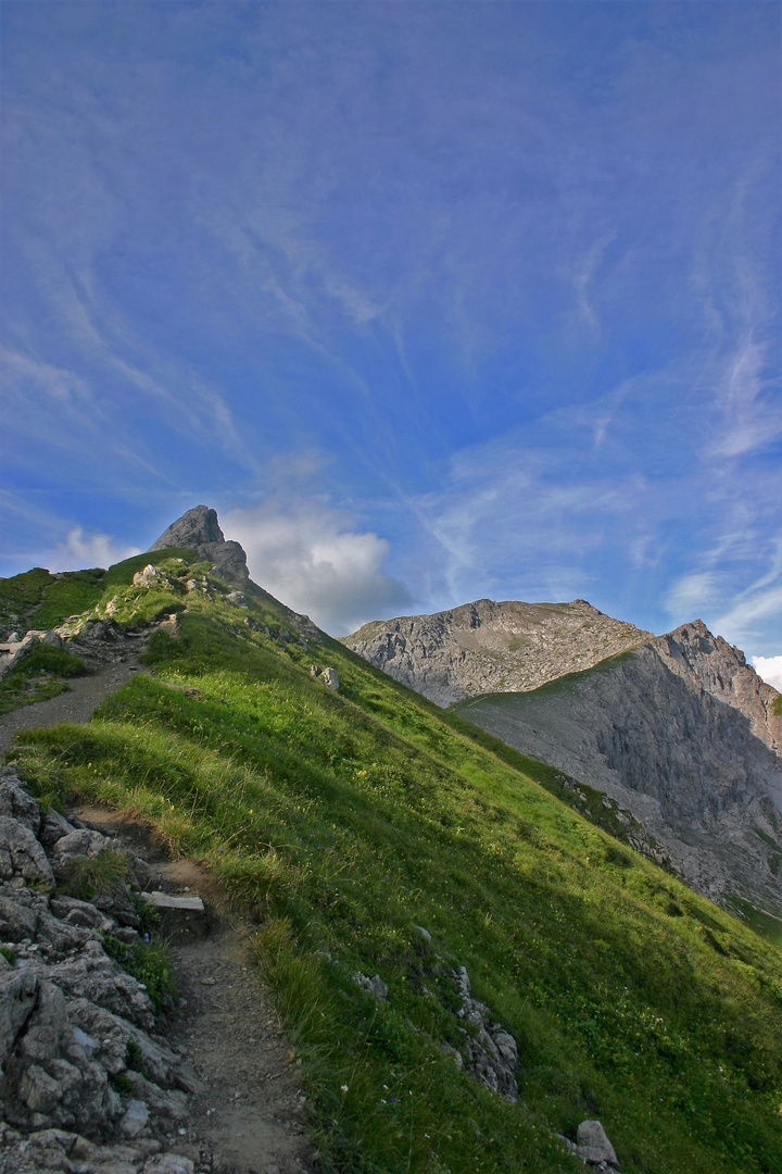 Der Weg zum Augstenberg