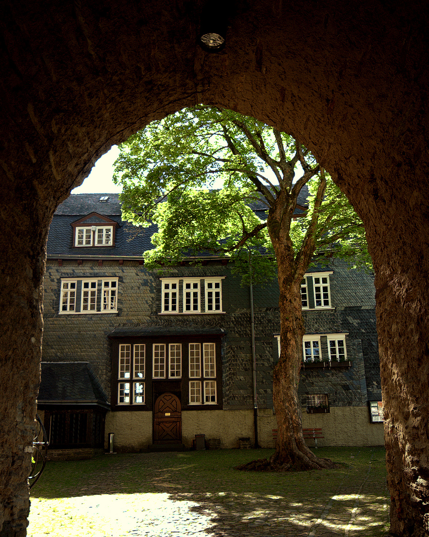 Der Weg zum "Oberen Schloss" in Siegen