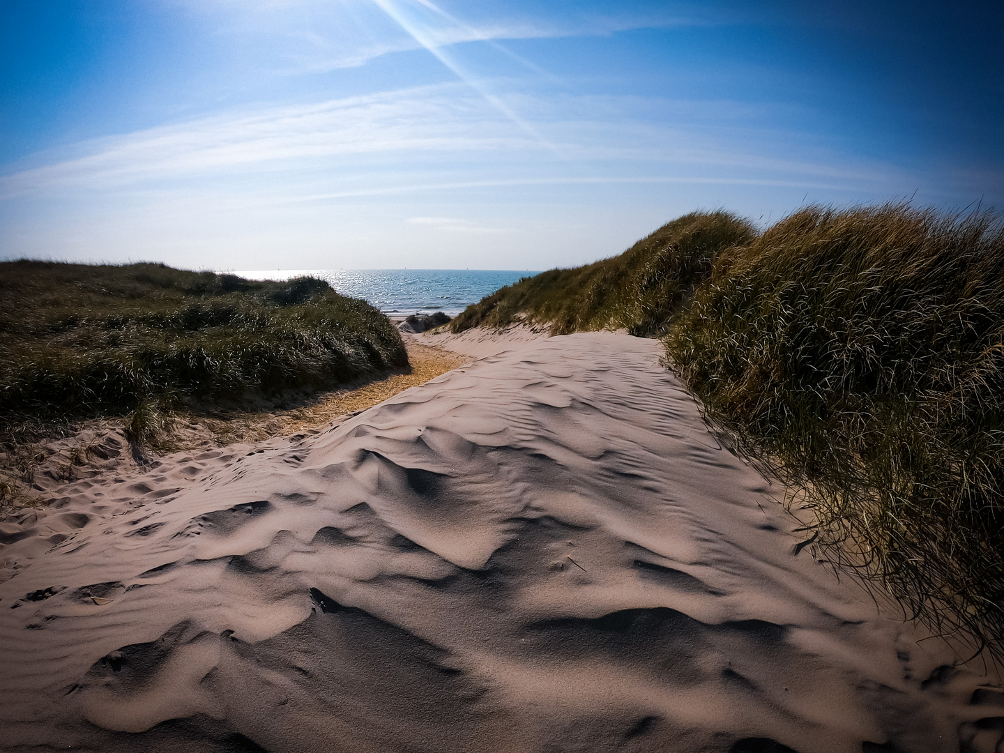 Der Weg zum Strand