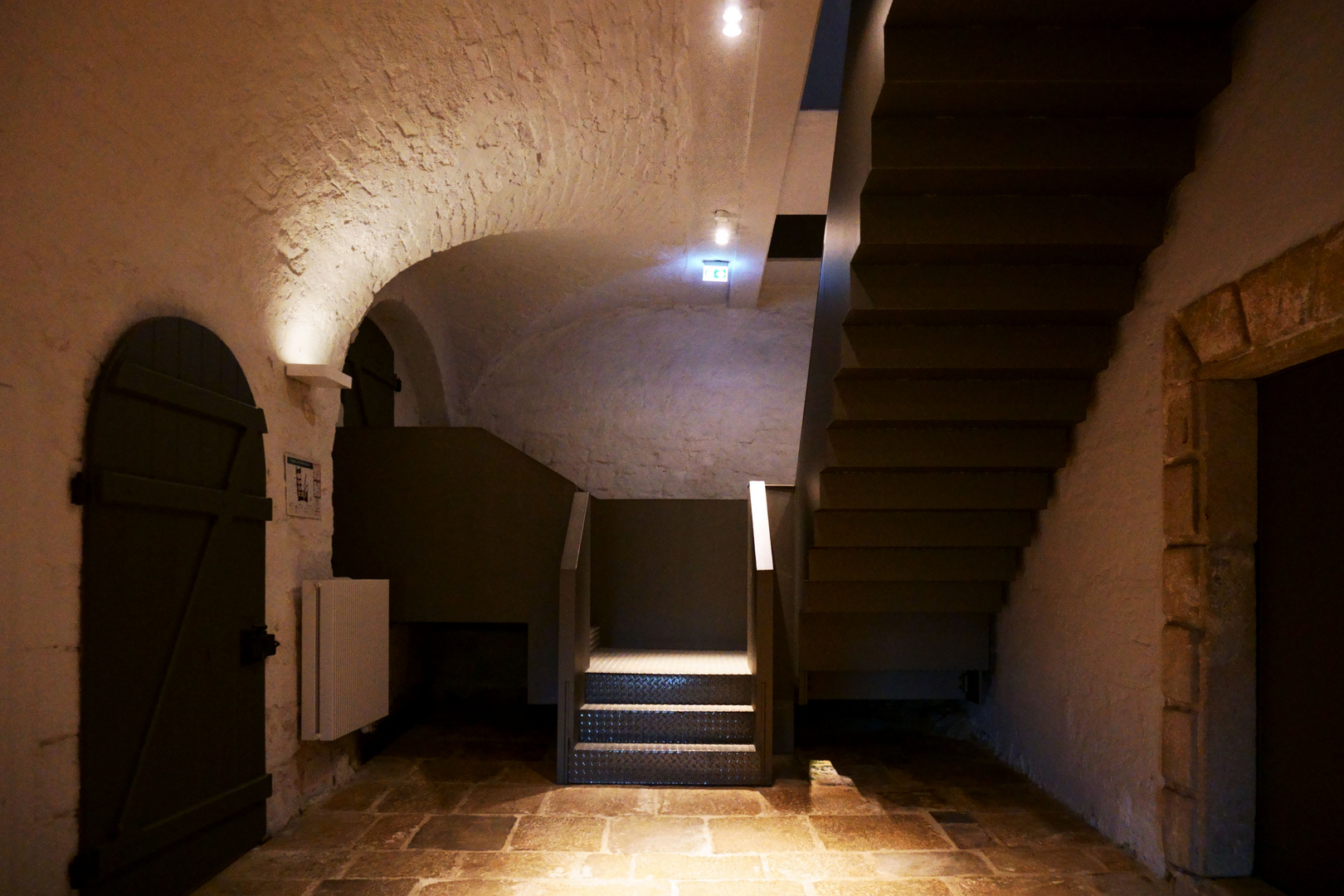 Der Weg zum WC im Museumsbereich der Festung Königstein