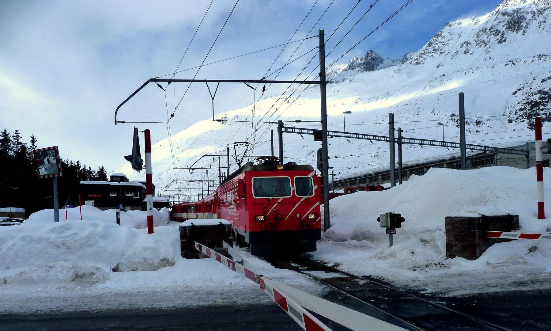 Der Weg zumj Wintersport/ El camino al deportes de invierno/ Le chemin à la sport d'hiver..01