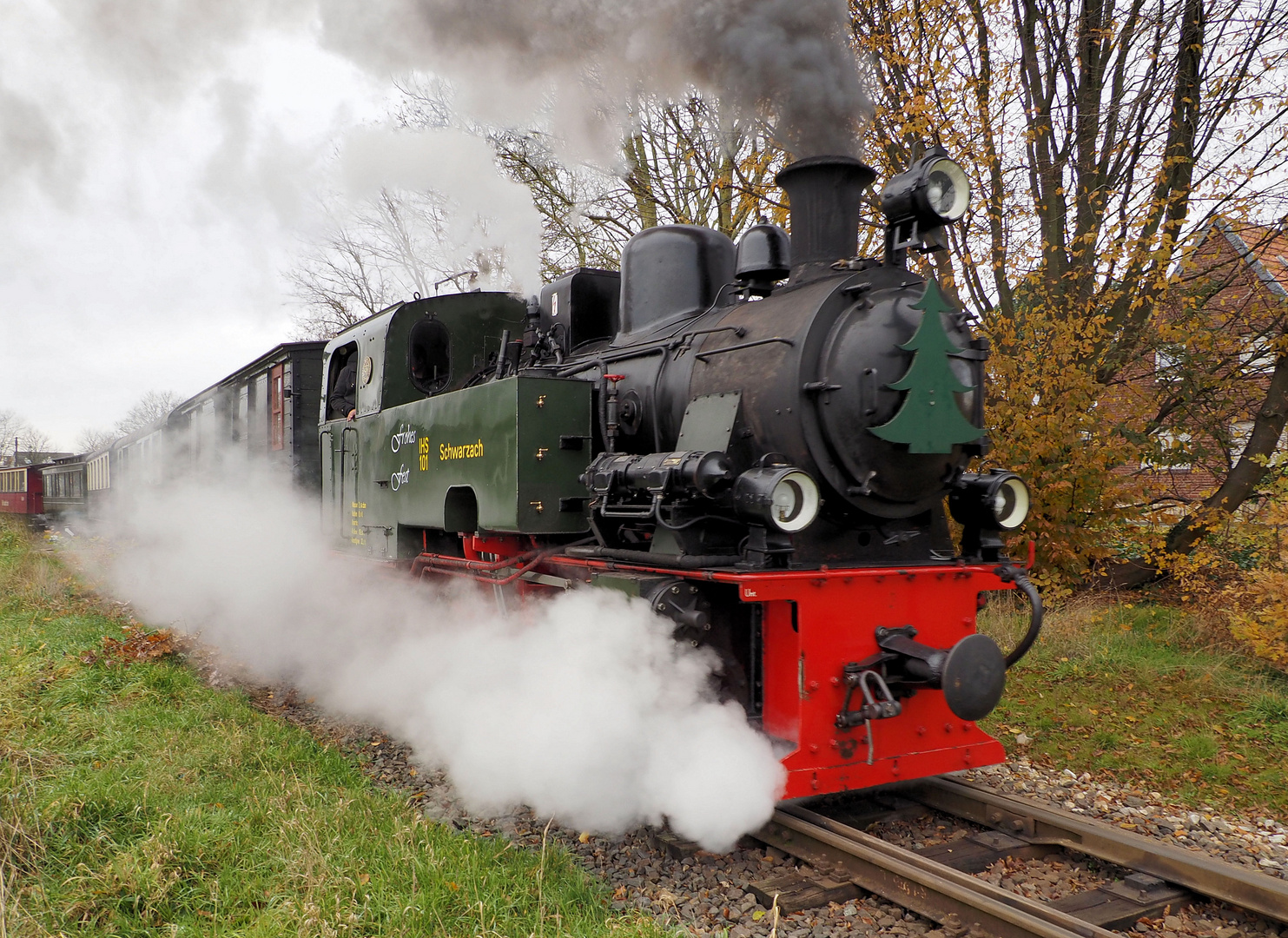 Der Weihnachszug rauscht an ... ;) 