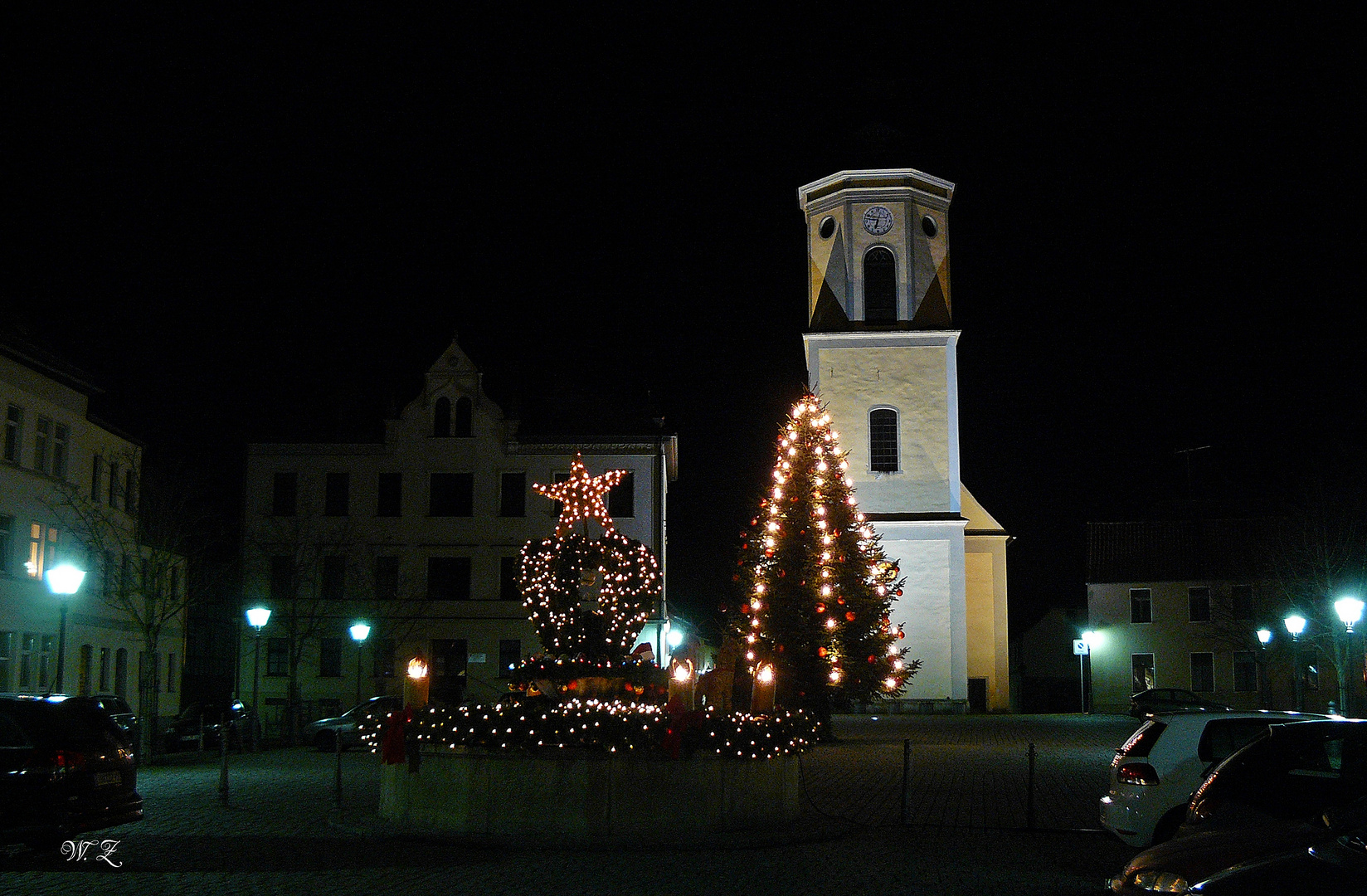 Der Weihnachtsbrunnen 2014 bei Nacht