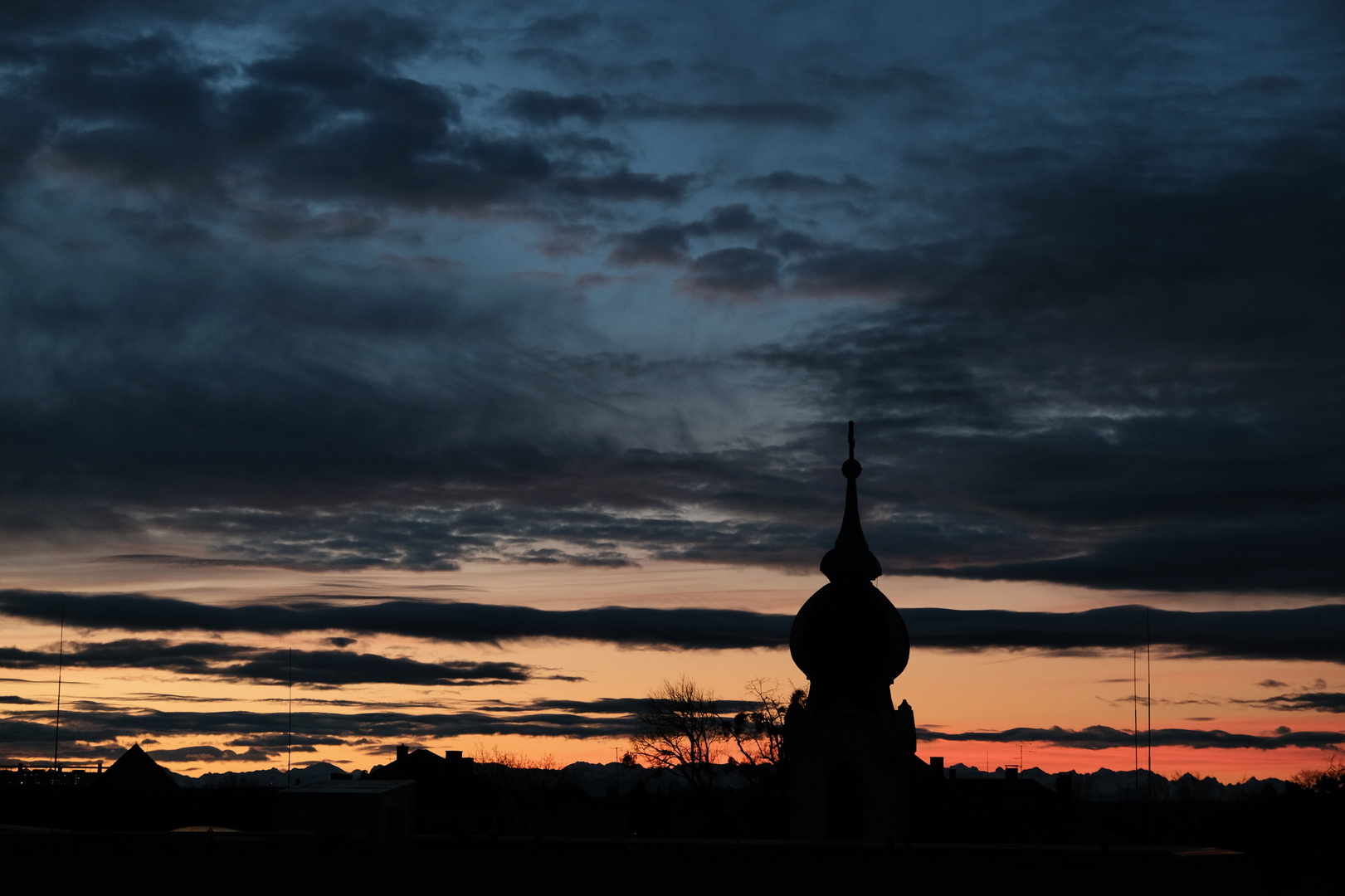 Der Weihnachtsmorgenhimmel