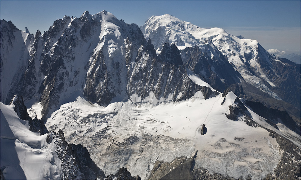 DER WEISSE BERG