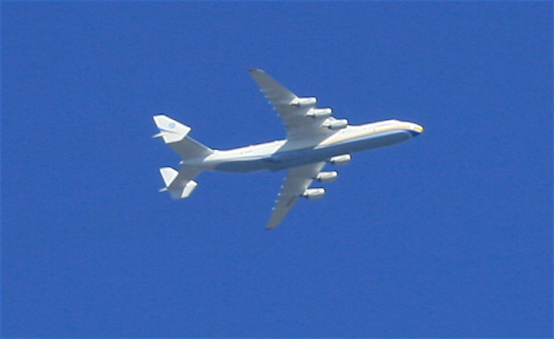 Der Welt schönster, wie stärkster Frachter An-225...