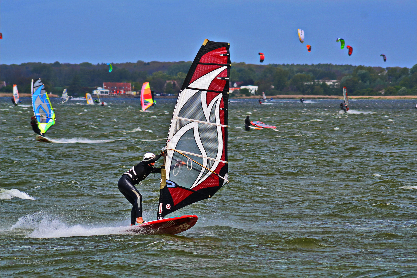 Der Wieker Bodden – das Mekka für Kiter und Windsurfer