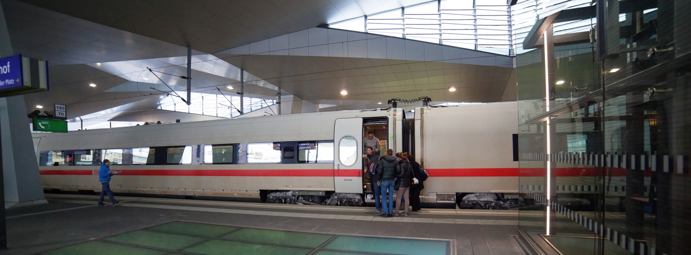 Der Wiener Hauptbahnhof -1
