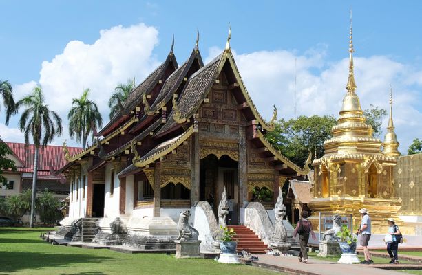 ...der Wihan Lai Kham...