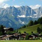 Der Wilde Kaiser ..... Blick vom Balkon unseres Hotels in Kreith ( bei Kitzbühel )