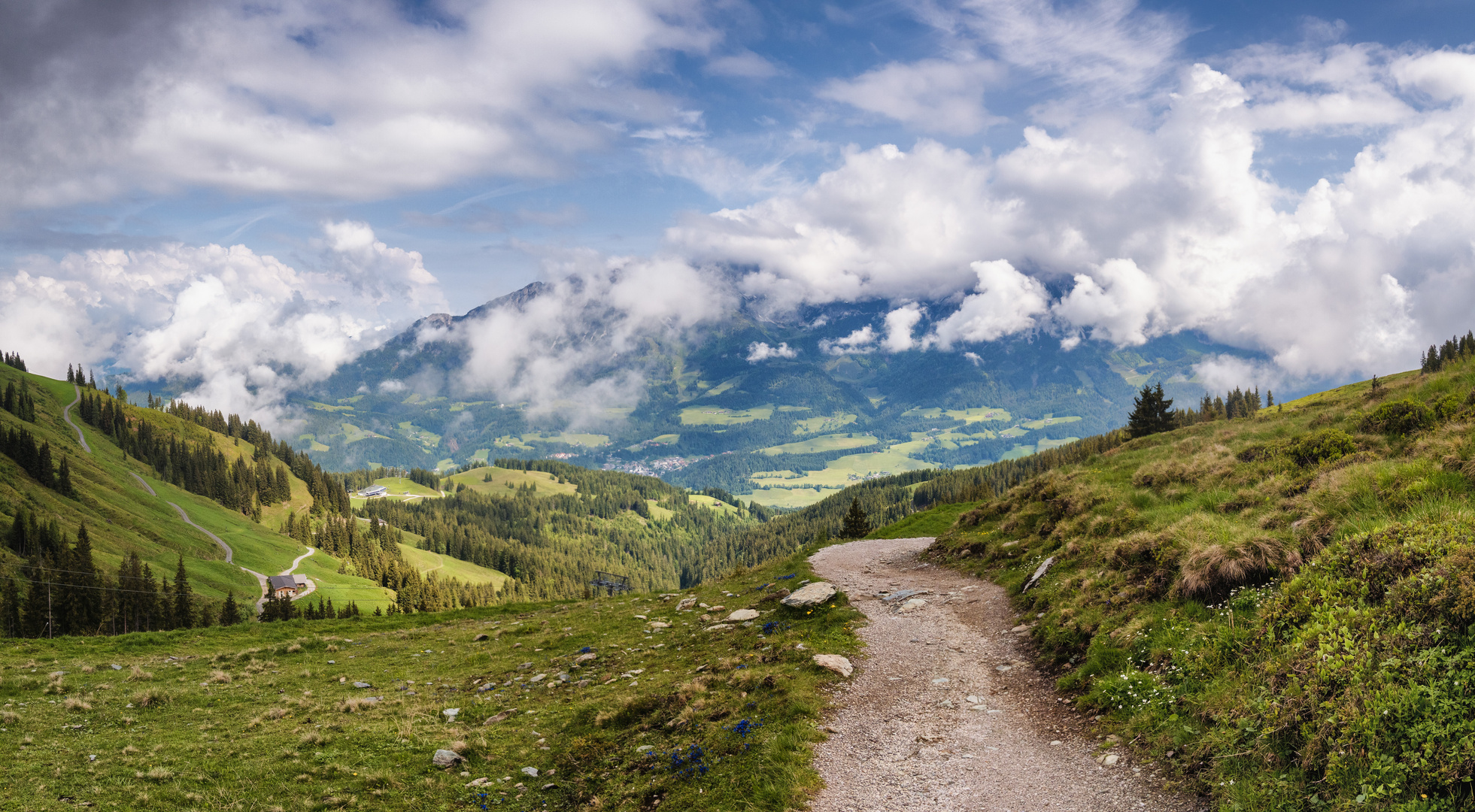 Der Wilde Kaiser - wolkenverhangen, aber immer noch eindrucksvoll