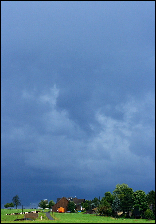 Der Wind bringt Regen übers Land