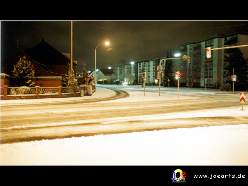 Der Winkelsweg bei Schnee und Nacht