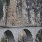 Der wohl bekannteste Viadukt der Rhätischen Bahn.....