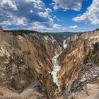 Der Yellowstone-Canyon mit dem Wasserfall