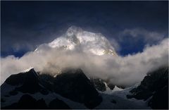 Der Yerupaja kämpft noch mit den Wolken