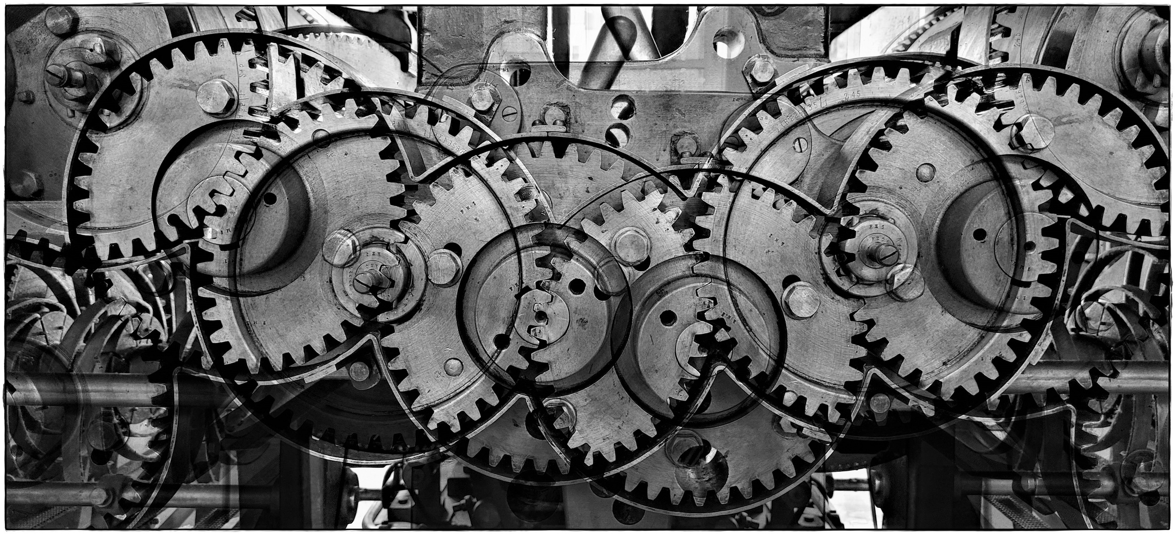 Der Zahn der Zeit Foto & Bild industriekultur, stillleben, monochrom