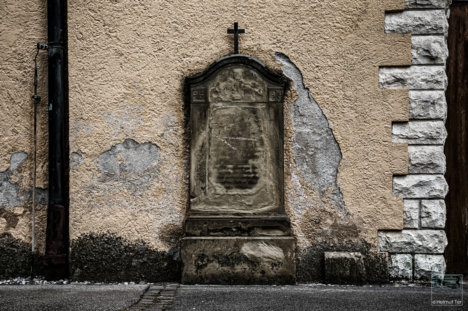 Der Zahn der Zeit Foto & Bild art, kirche, lost places Bilder auf