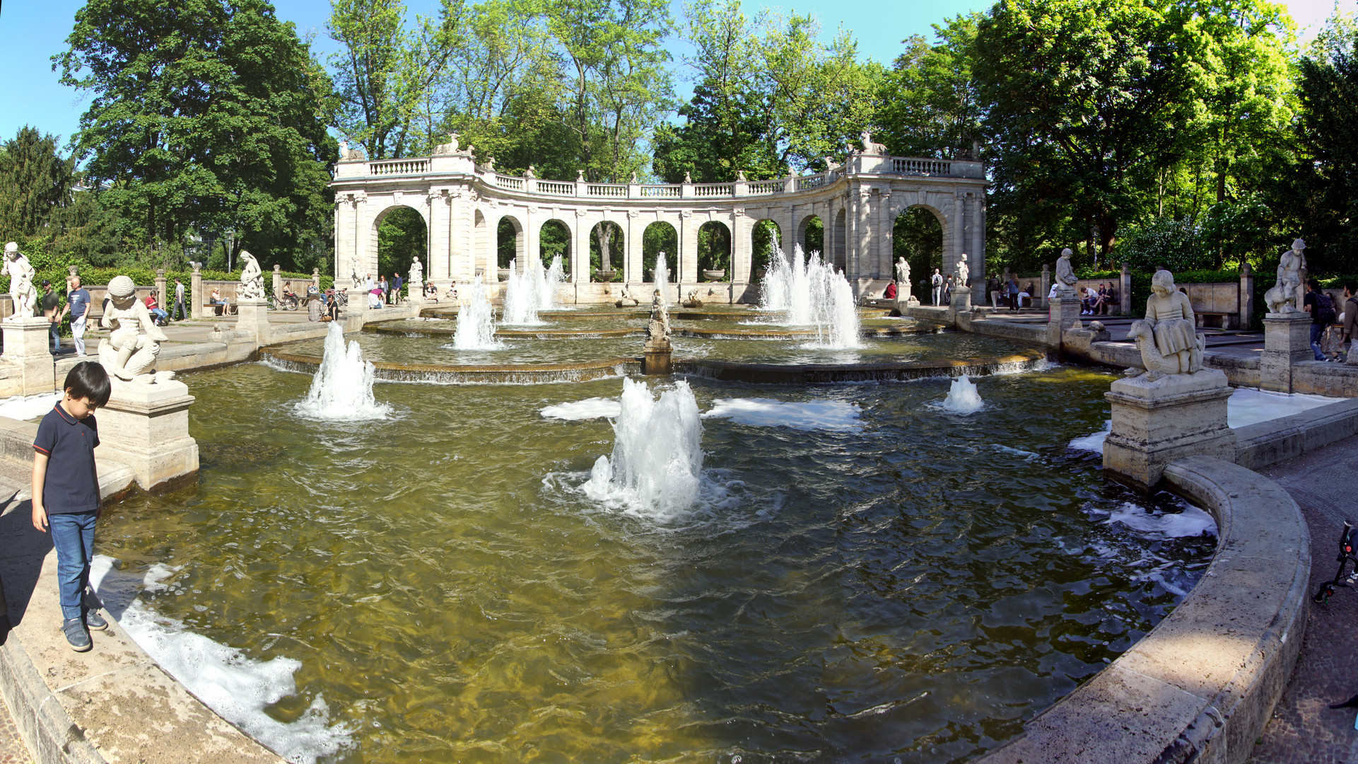 Der zauberhafte Märchenbrunnen