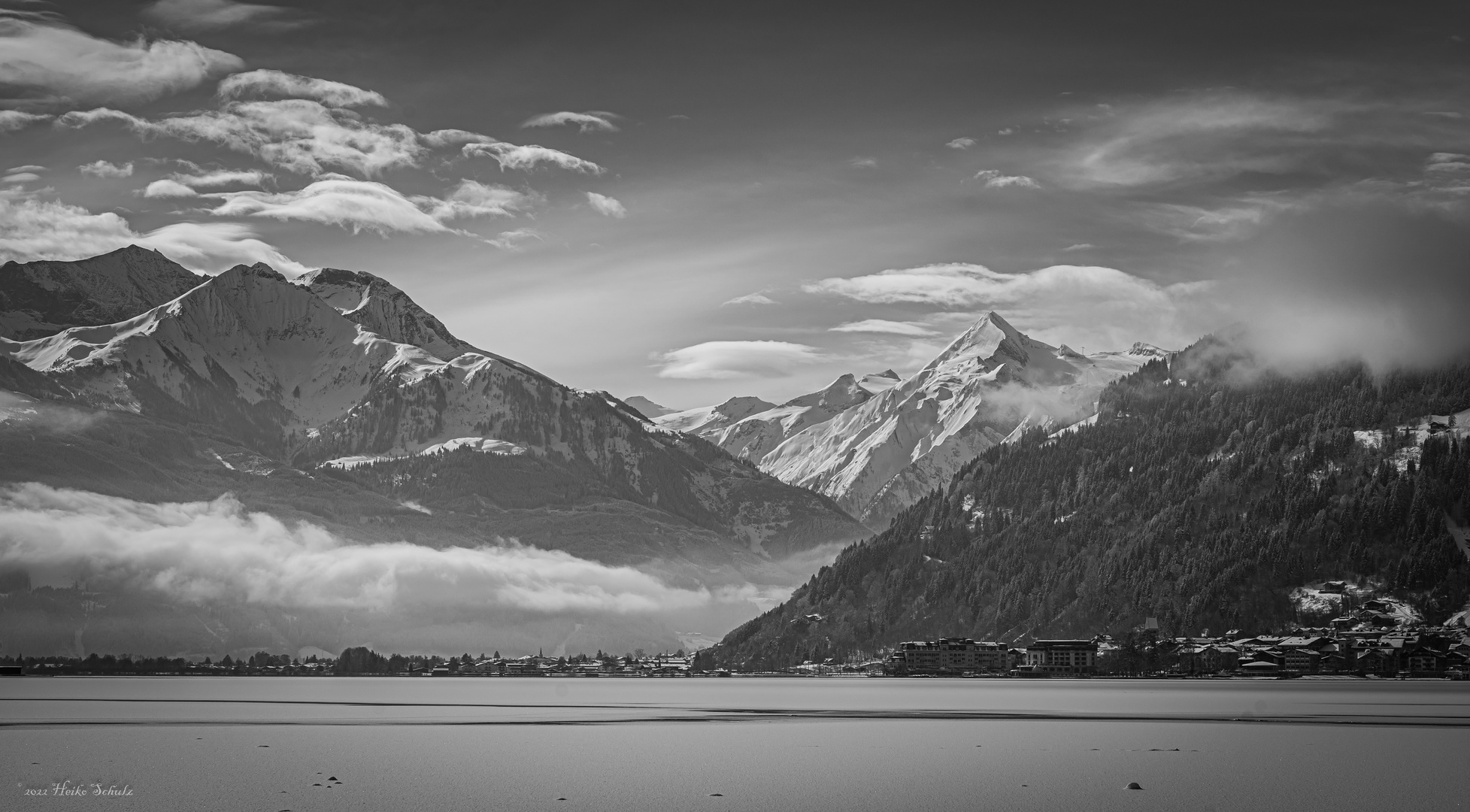 Der Zeller See mit Blick zum Kitzsteinhorn
