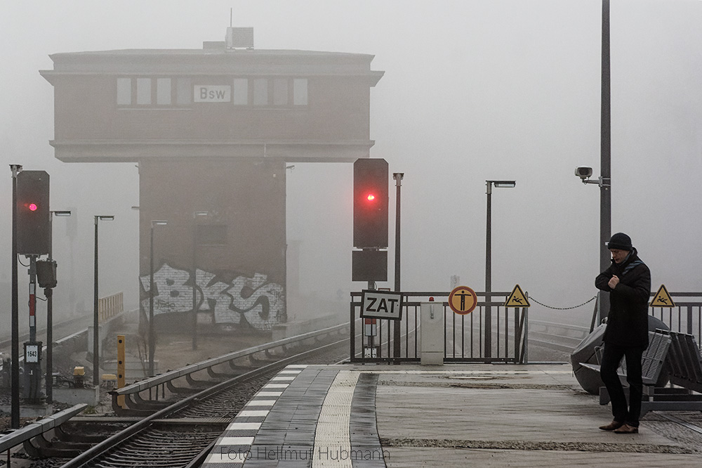 "DER ZUG WAR PÜNKTLICH"