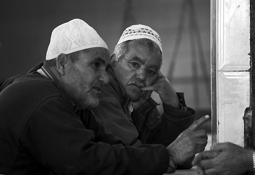 Der Zuhörer - Marktszene in Marrakesch