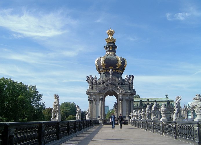 Der Zwinger