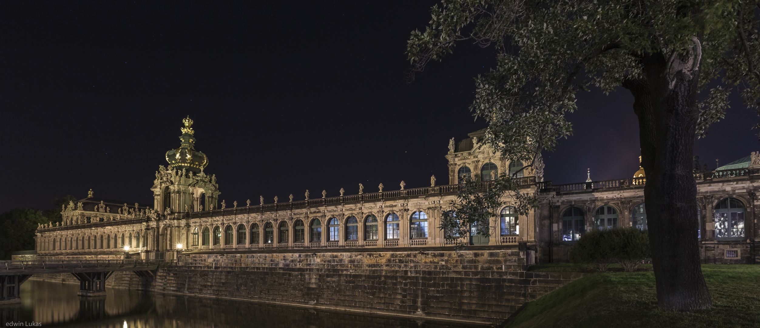 Der Zwinger