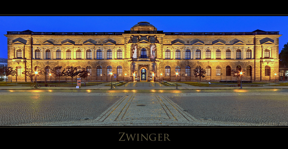 Der Zwinger, vom Theaterplatz gesehen