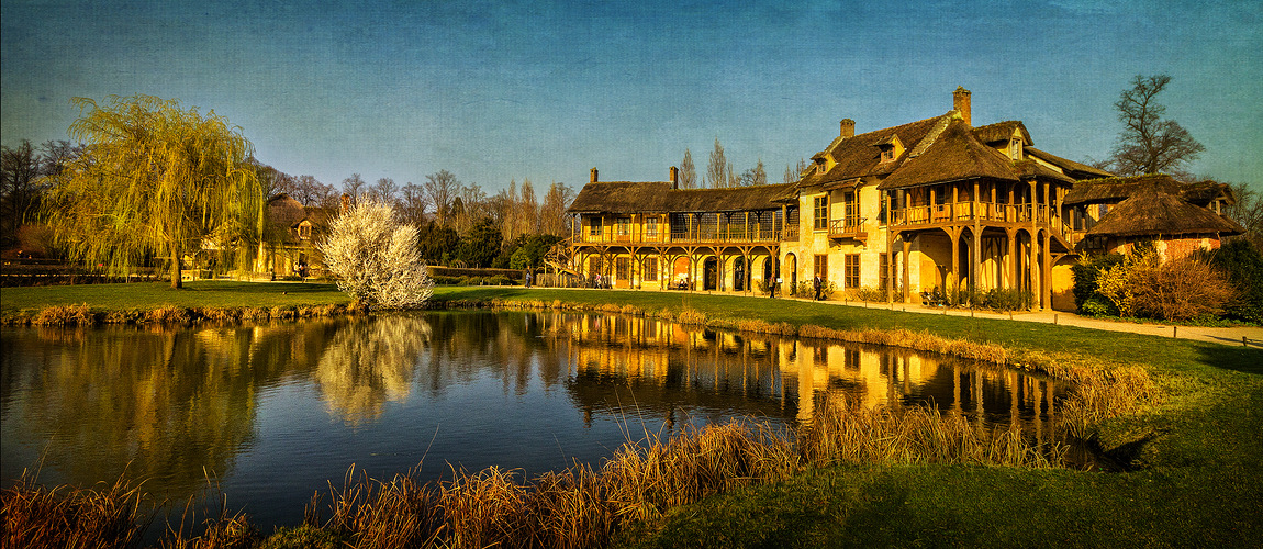 Dernier regard sur le hameau de la reine