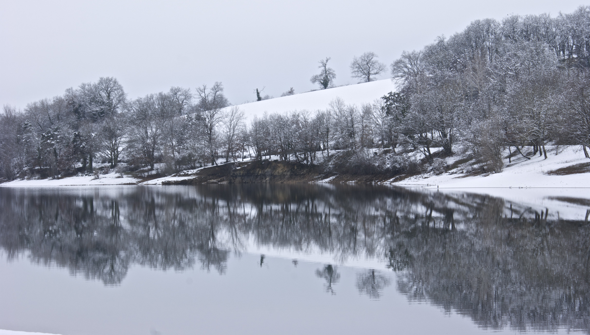 Dernière neige sur le lac !