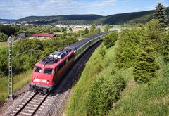 Derselbe Zug, 3 km, 10 Minuten Zeitdifferenz und eine Weichenstörung - I -