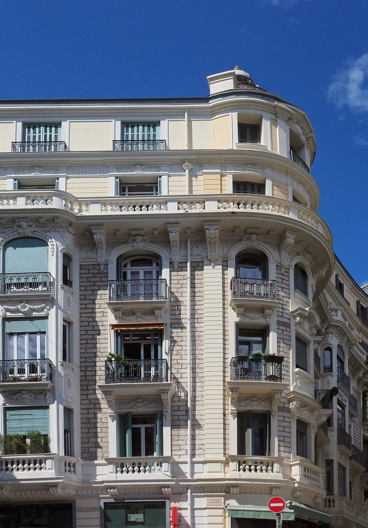 Des balcons…du quartier Libération  -  Nice