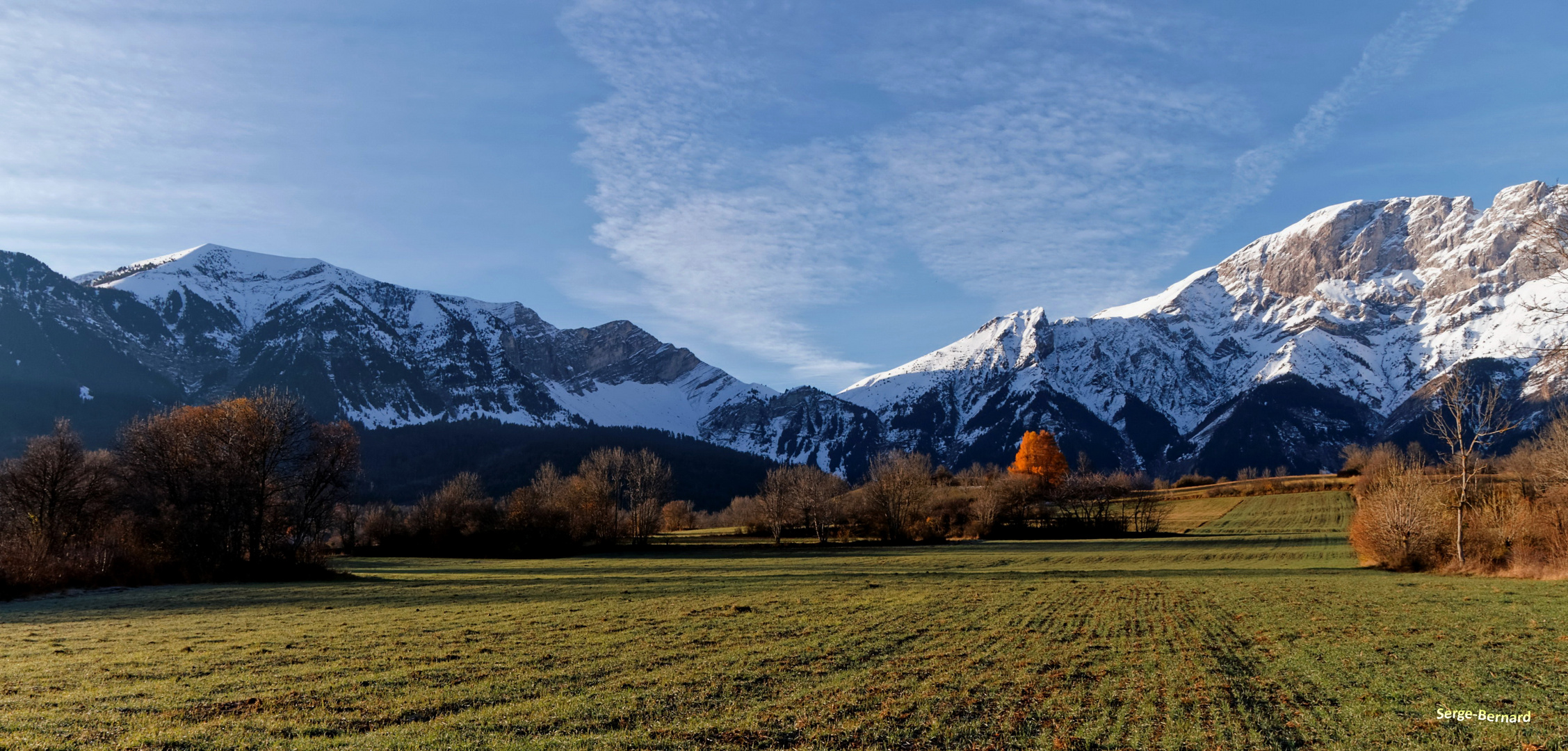 Des couleurs d'automne au blanc hivernal.