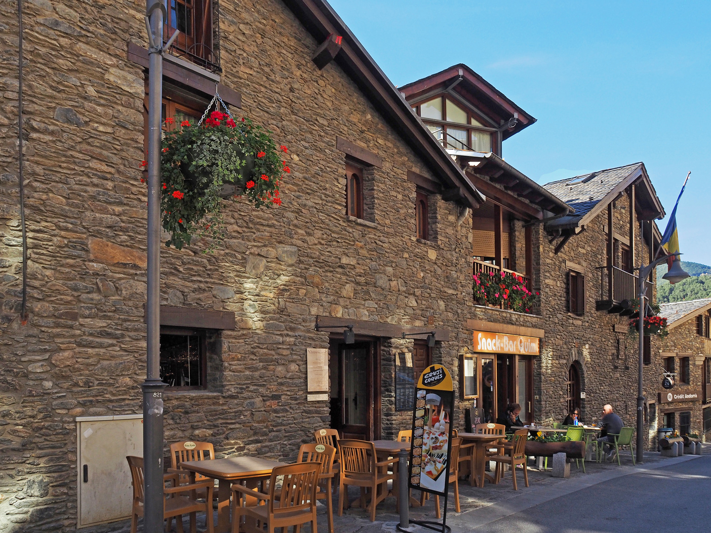 Des maisons de la Plaça Major à Ordino  -  Andorre