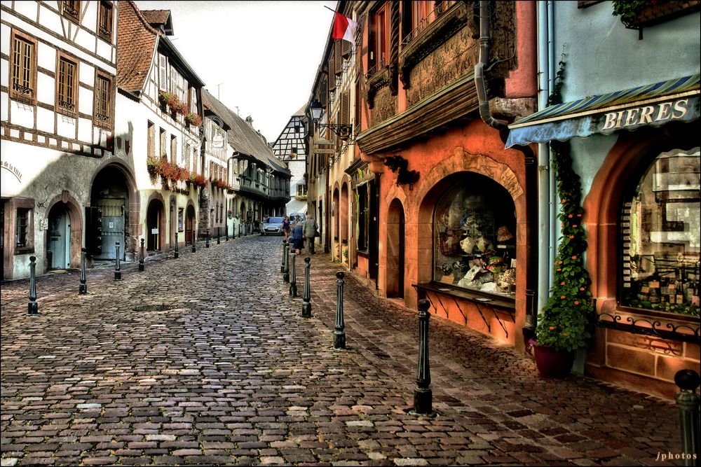 " Des ruelles en Alsace" 