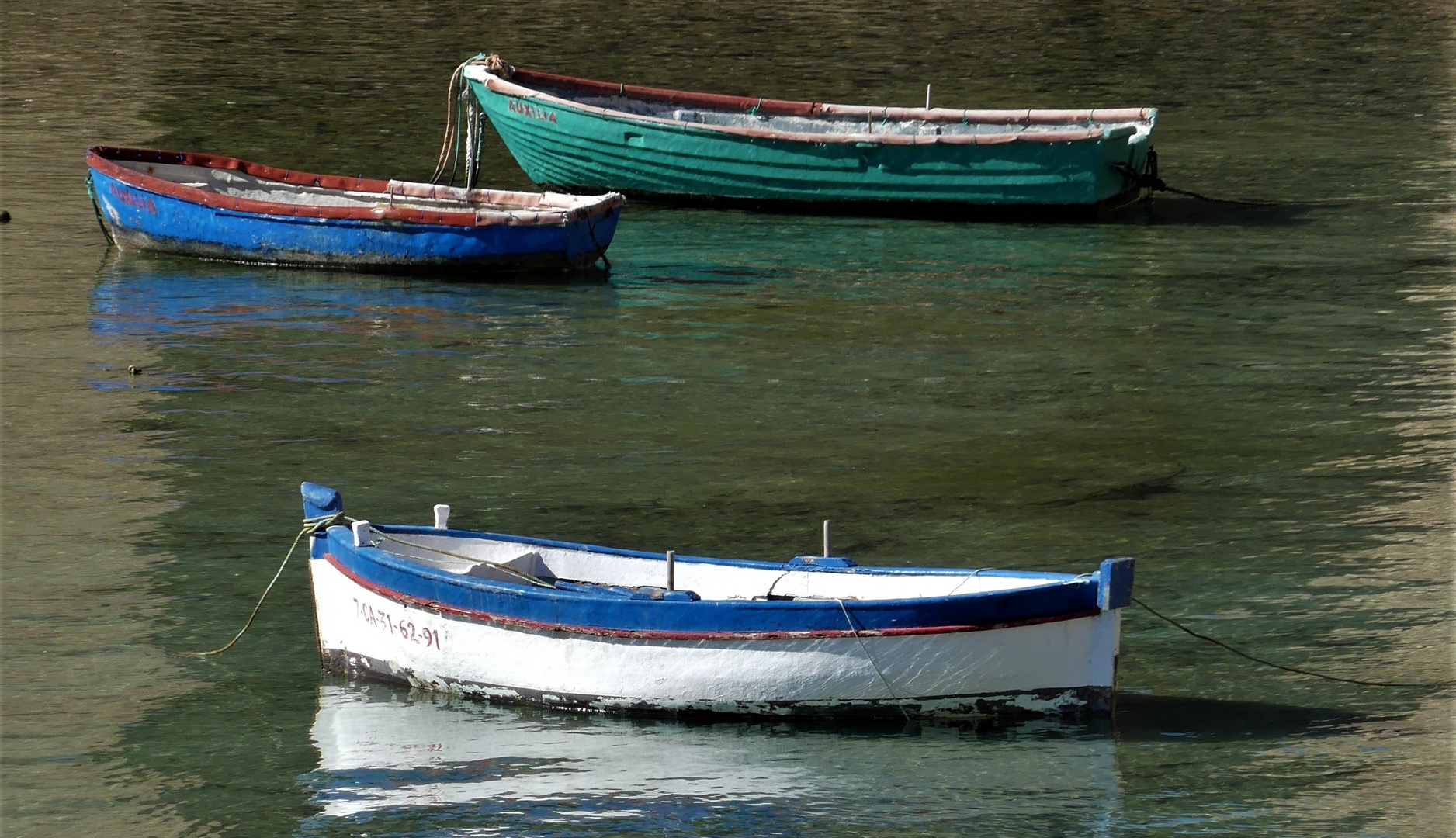 Descansando en la caleta de Cádiz